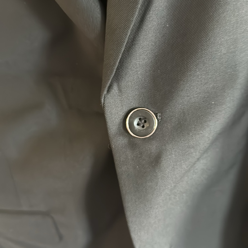Men’s suit - Picture 2 of 6